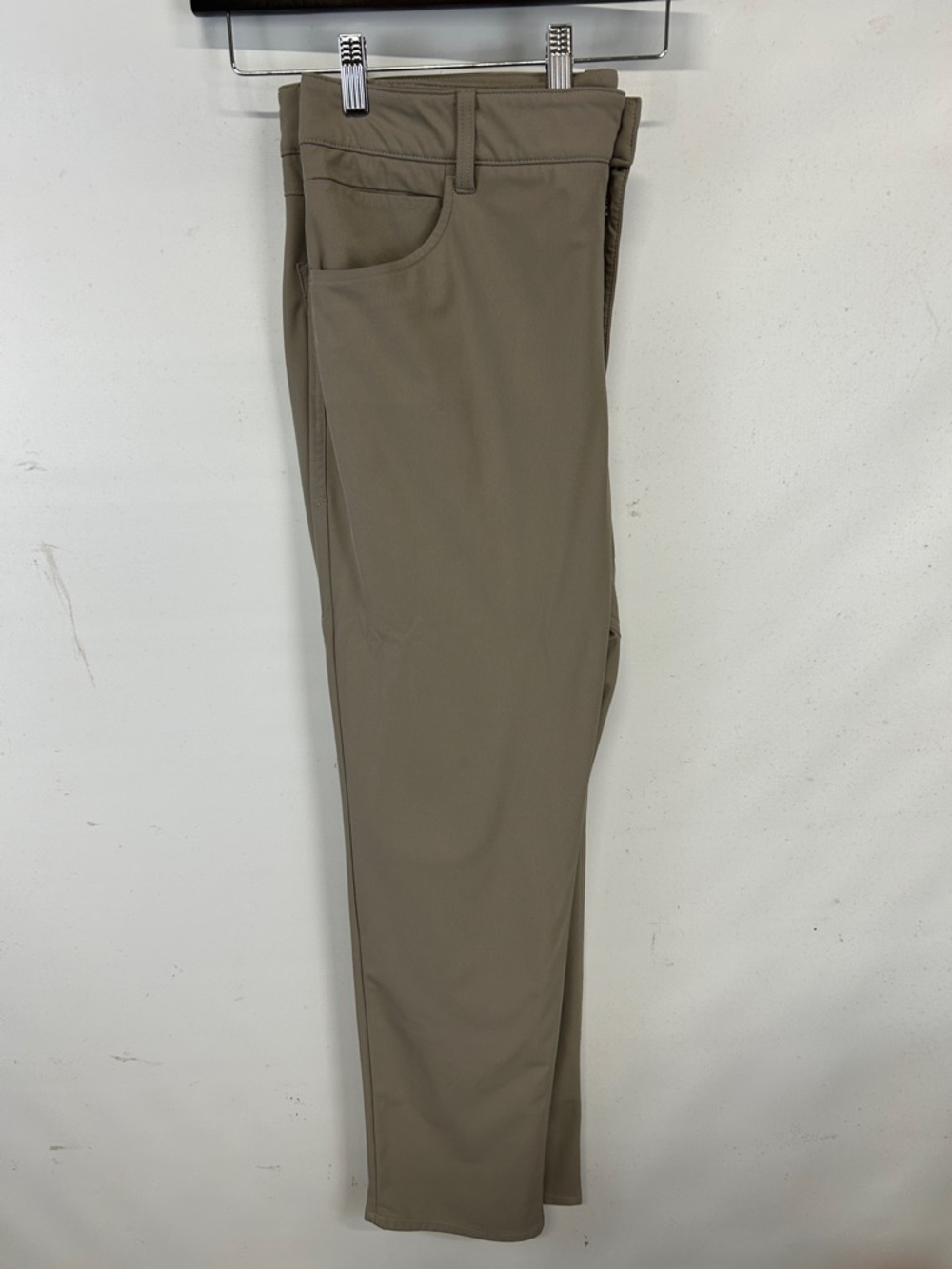 johnnie-O Prep-Formance Flat Front Chinos.  36 x 30